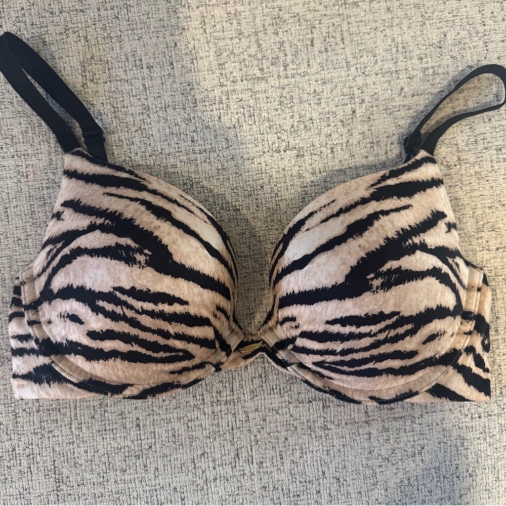 Victoria secret push up bra